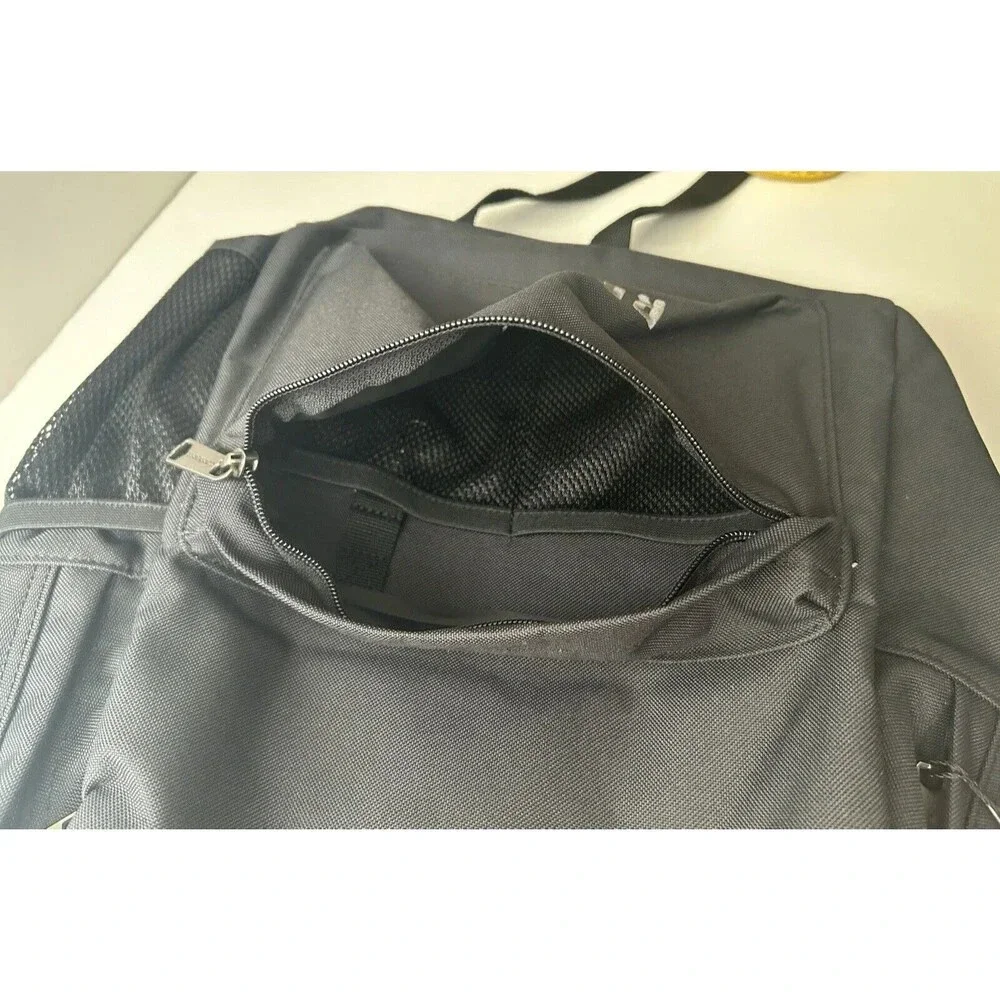 NWT Carhartt Black Canvas Backpack CB0411 Rain Defender